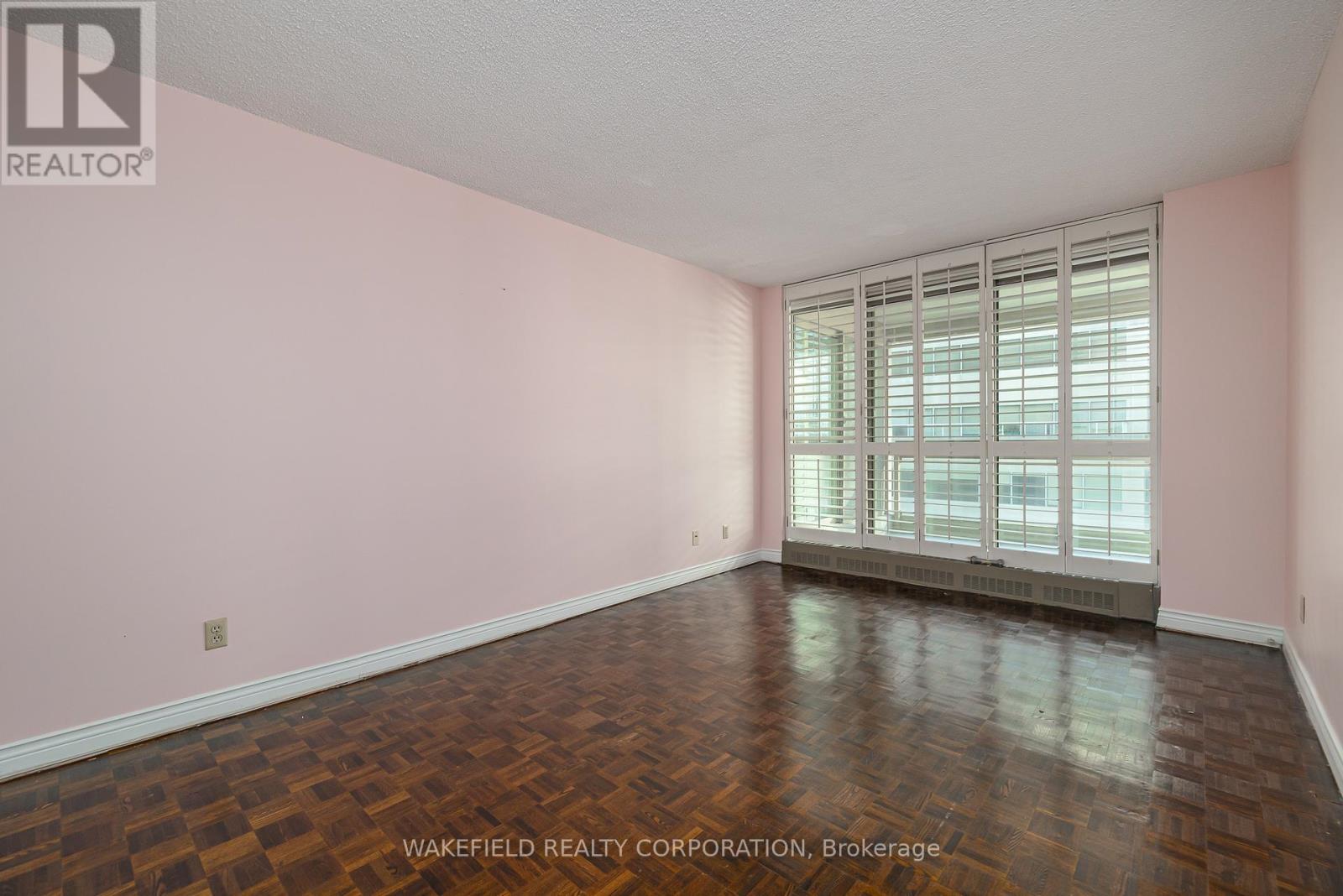505 - 61 St Clair Avenue W, Toronto, Ontario  M4V 2Y8 - Photo 16 - C13142364
