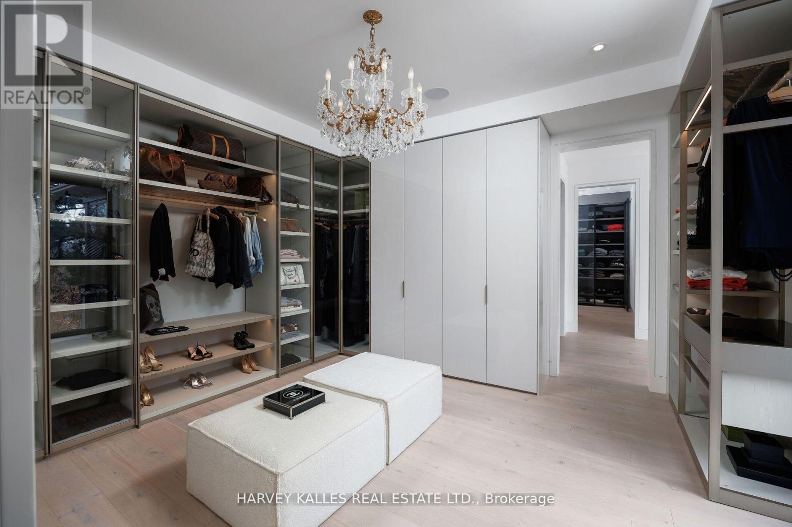 5 Dewbourne Avenue, Toronto, Ontario  M5P 1Z1 - Photo 27 - C13142424