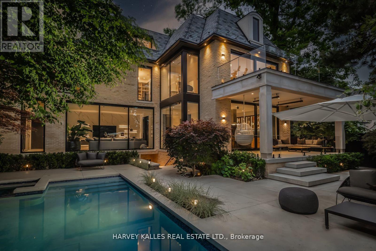 5 Dewbourne Avenue, Toronto, Ontario  M5P 1Z1 - Photo 49 - C13142424