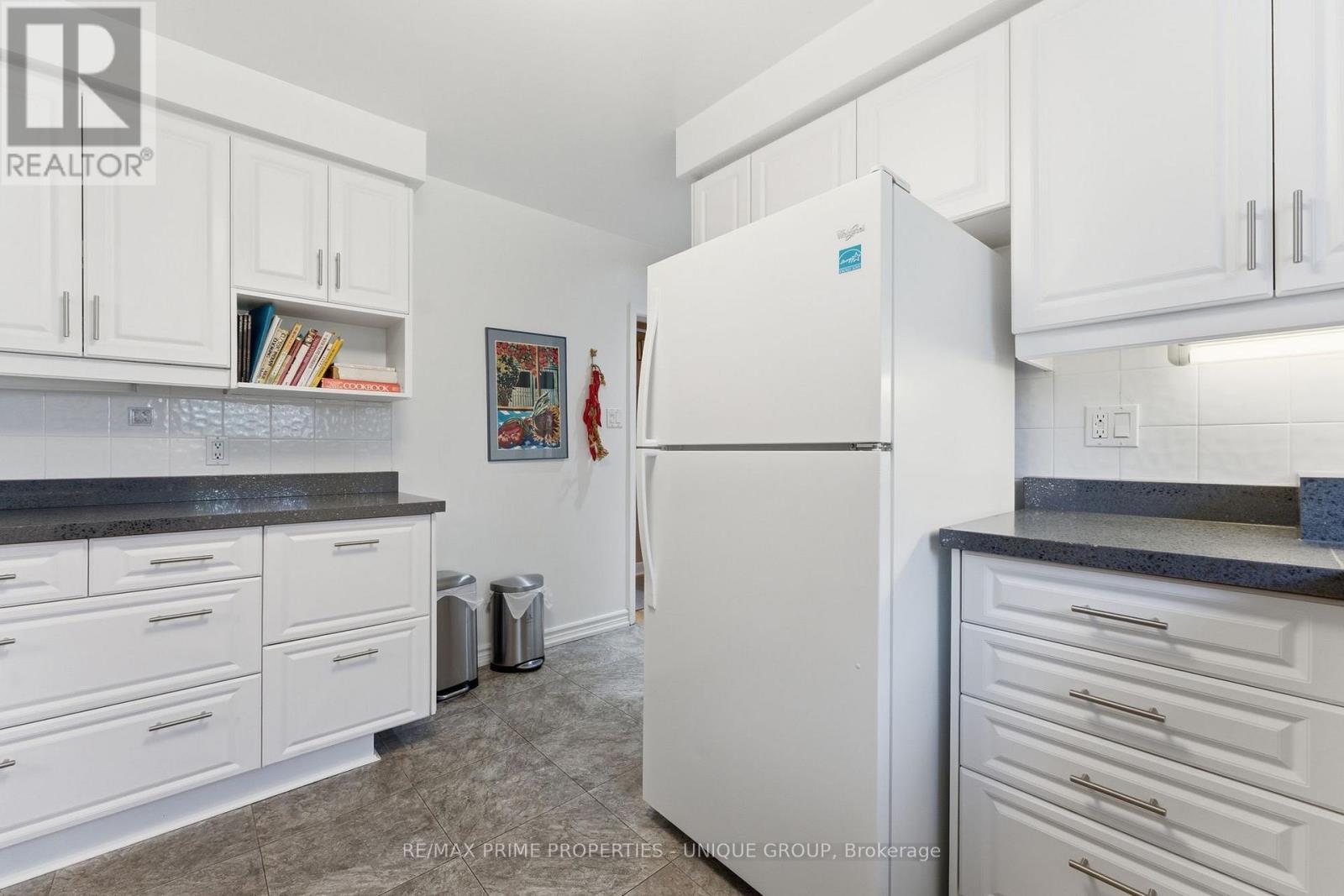 229 Park Home Avenue, Toronto, Ontario  M2R 1A1 - Photo 17 - C13142440