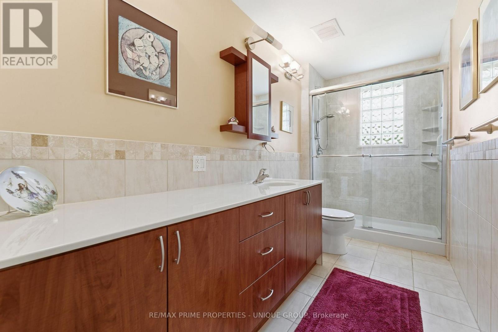 229 Park Home Avenue, Toronto, Ontario  M2R 1A1 - Photo 20 - C13142440