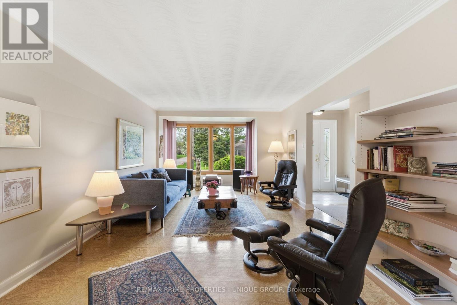 229 Park Home Avenue, Toronto, Ontario  M2R 1A1 - Photo 7 - C13142440