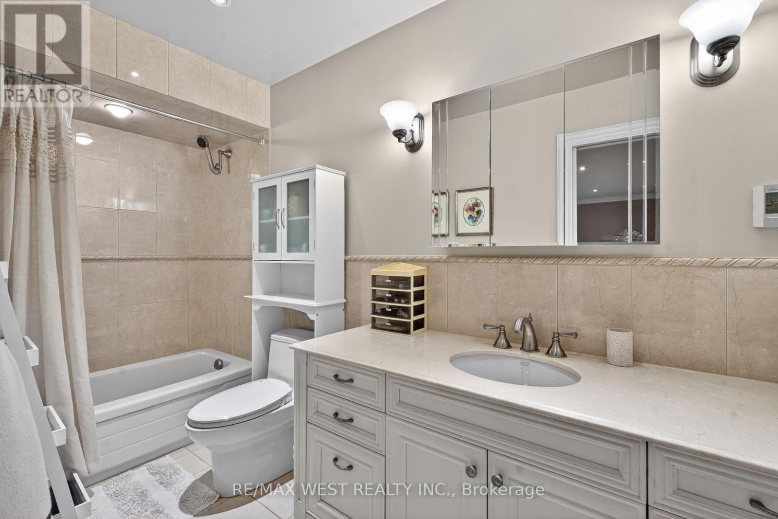 16 Caravan Drive, Toronto, Ontario  M3B 1N2 - Photo 39 - C13142512
