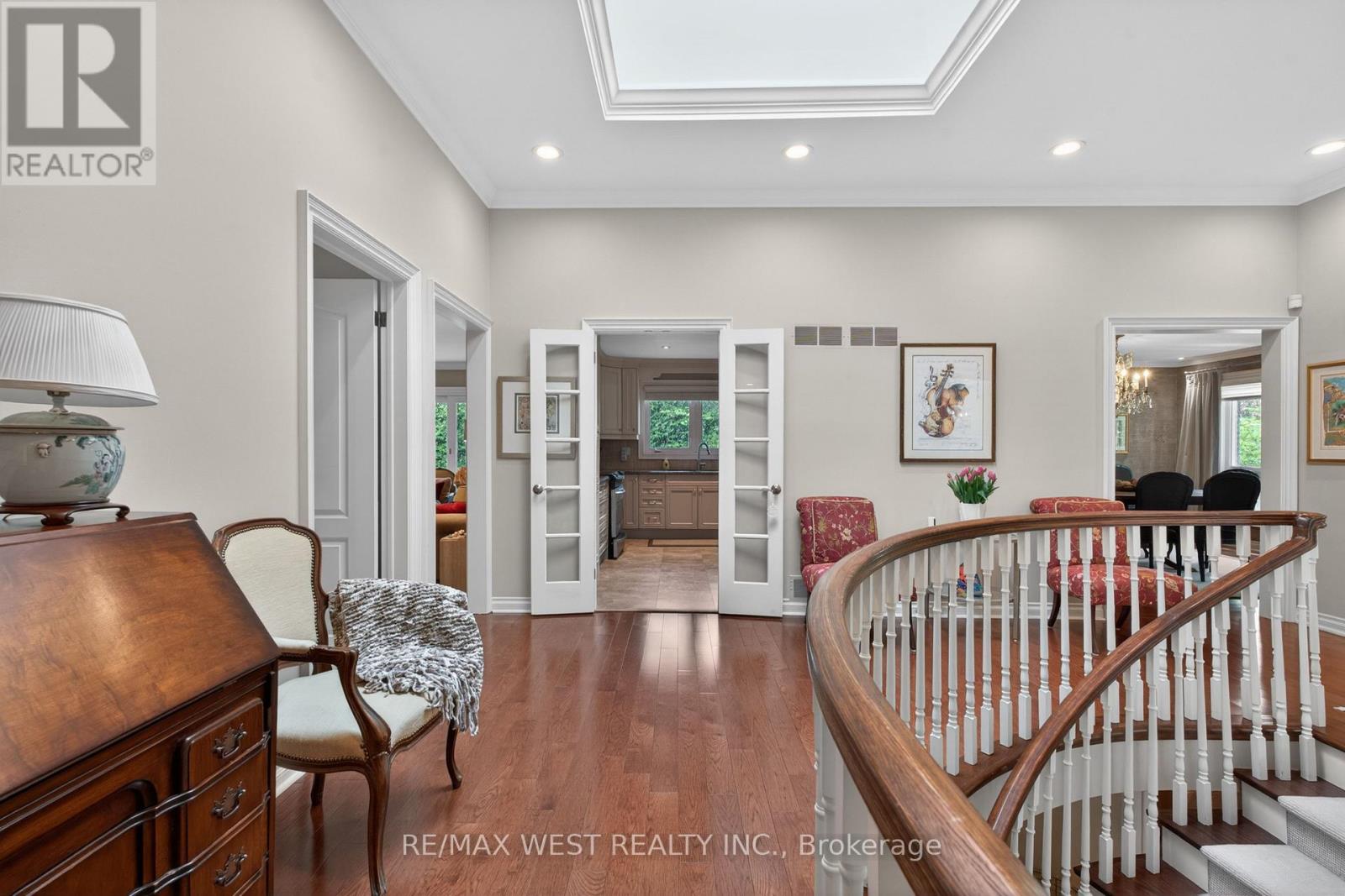 16 Caravan Drive, Toronto, Ontario  M3B 1N2 - Photo 4 - C13142512