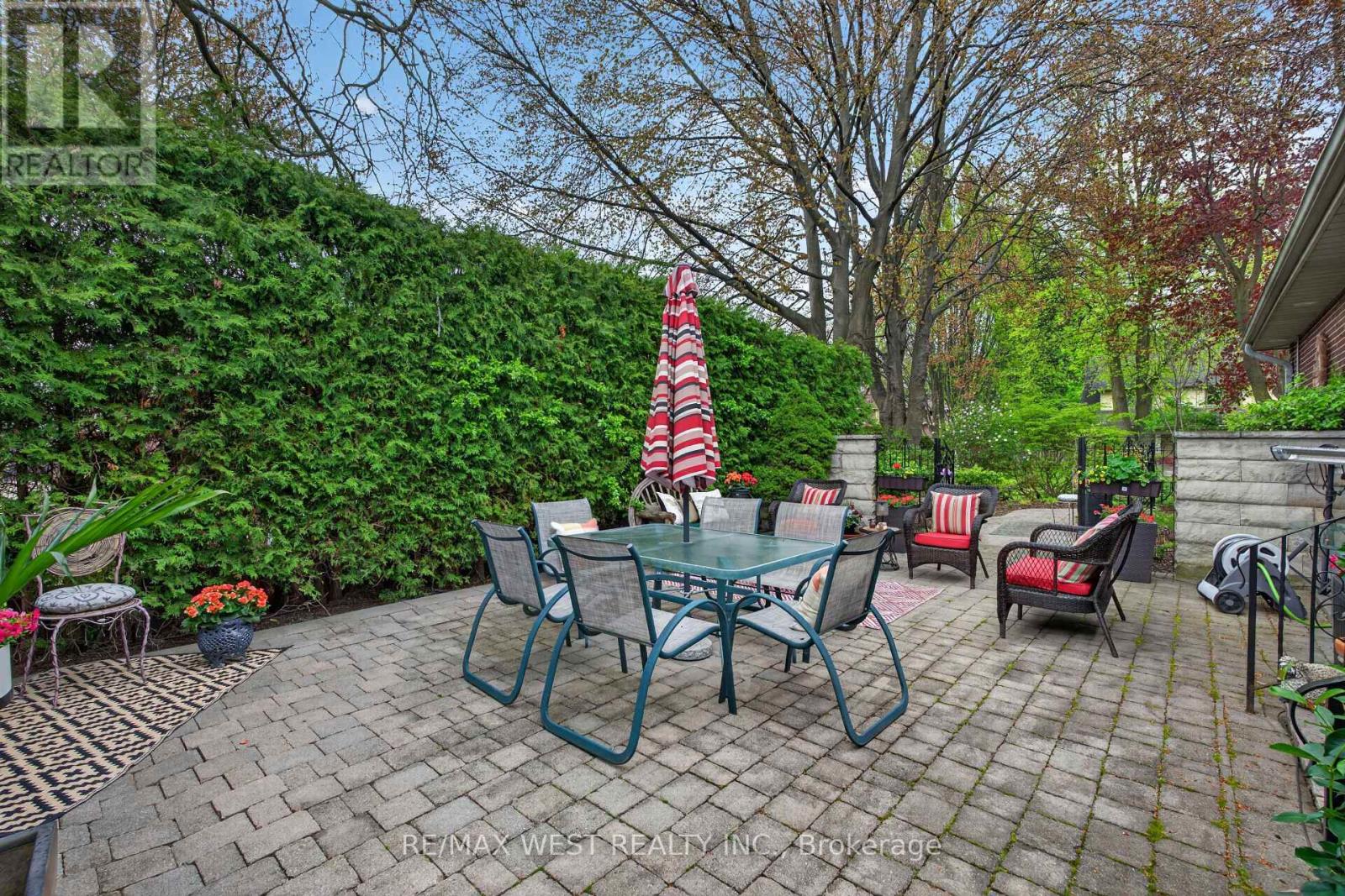 16 Caravan Drive, Toronto, Ontario  M3B 1N2 - Photo 47 - C13142512