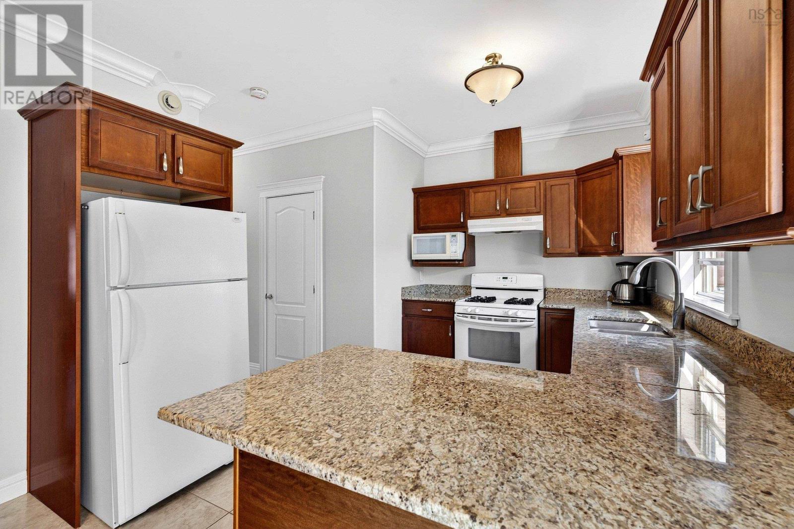 238 Nadia Drive, Dartmouth, Nova Scotia  B3A 0A9 - Photo 8 - 202611254
