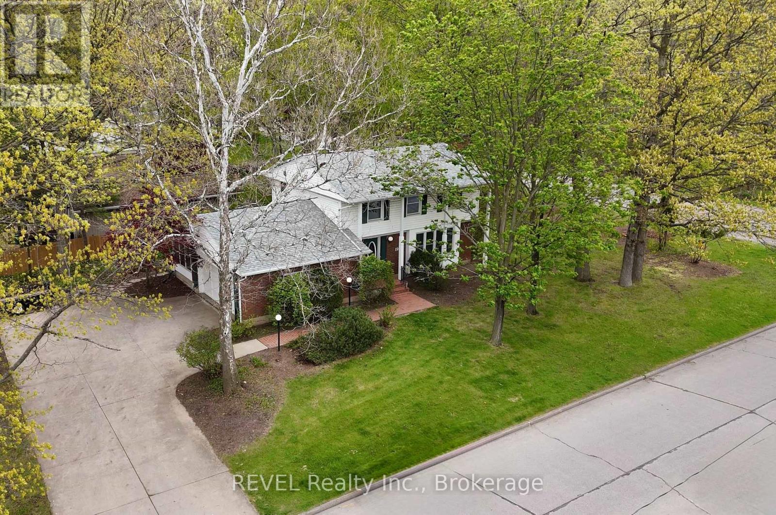 19 Woodington Crescent, St. Catharines, Ontario  L2T 3T8 - Photo 40 - X13142270