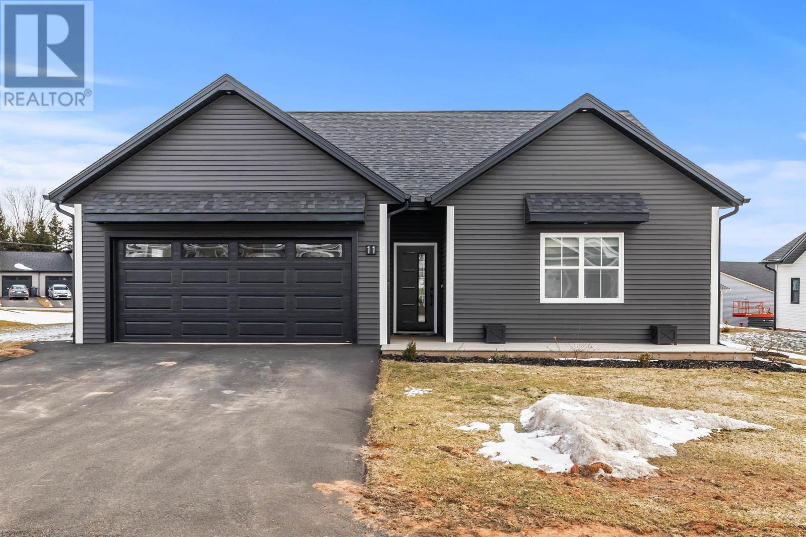 11 Brooklyn Avenue, Charlottetown, Prince Edward Island  C1E 3S3 - Photo 1 - 202611263