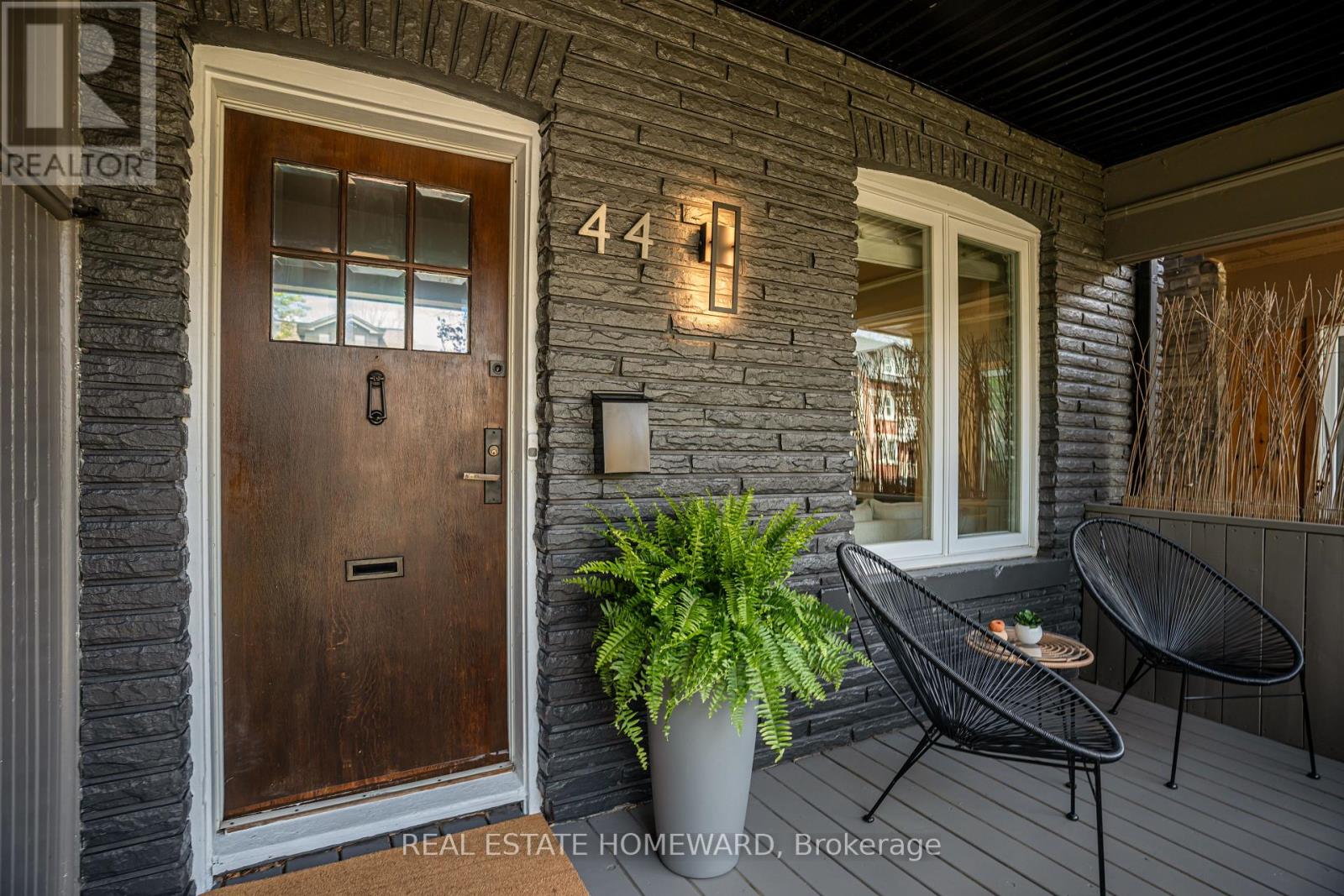 44 Ashdale Avenue, Toronto, Ontario  M4L 2Y7 - Photo 3 - E13142102