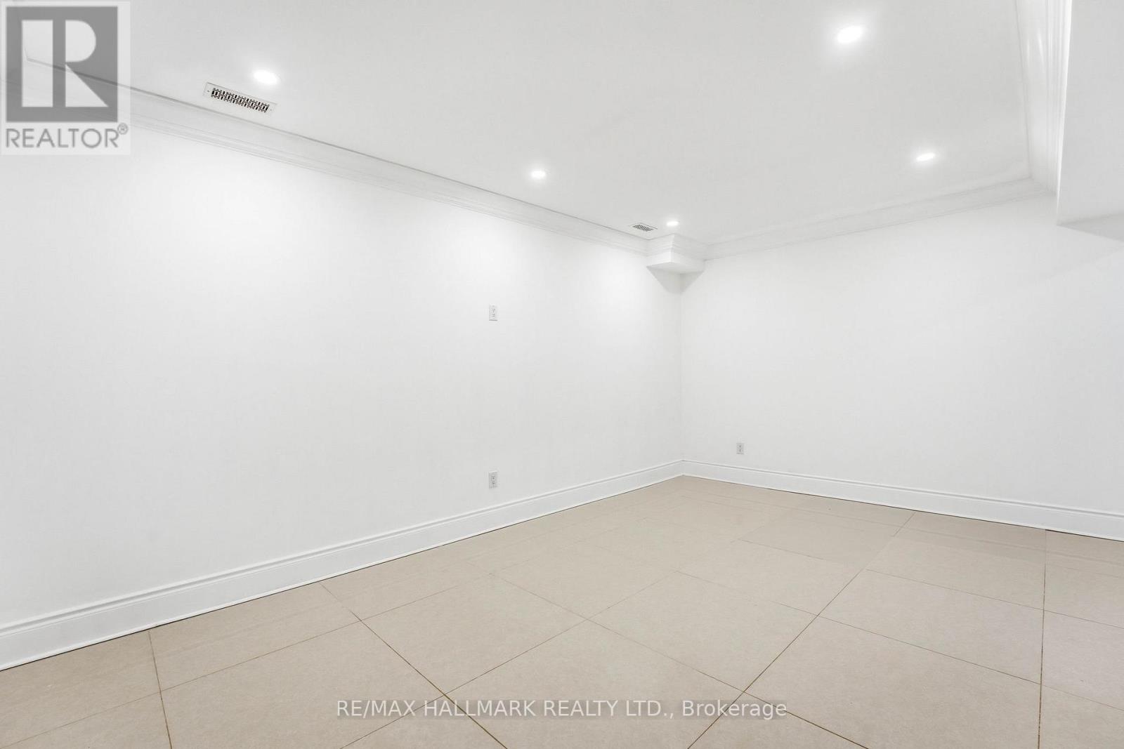 32 Orchard Park Drive, Toronto, Ontario  M1E 3T7 - Photo 44 - E13142124