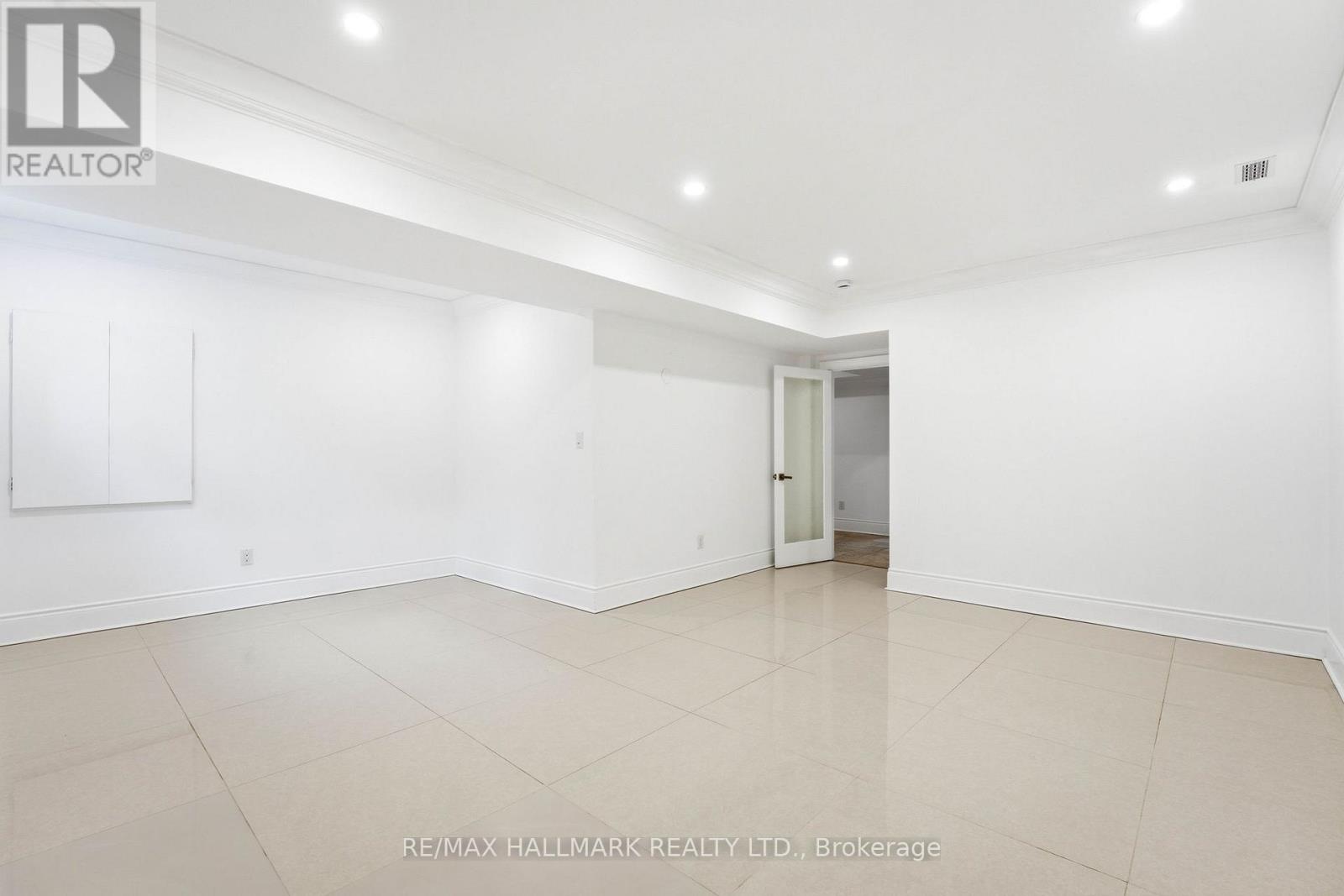 32 Orchard Park Drive, Toronto, Ontario  M1E 3T7 - Photo 45 - E13142124