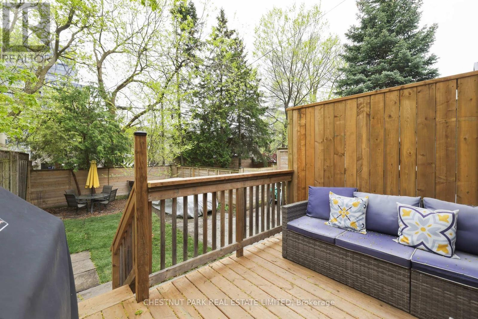 25 Harris Avenue, Toronto, Ontario M4C 1P3 - Photo 32 - E13142206