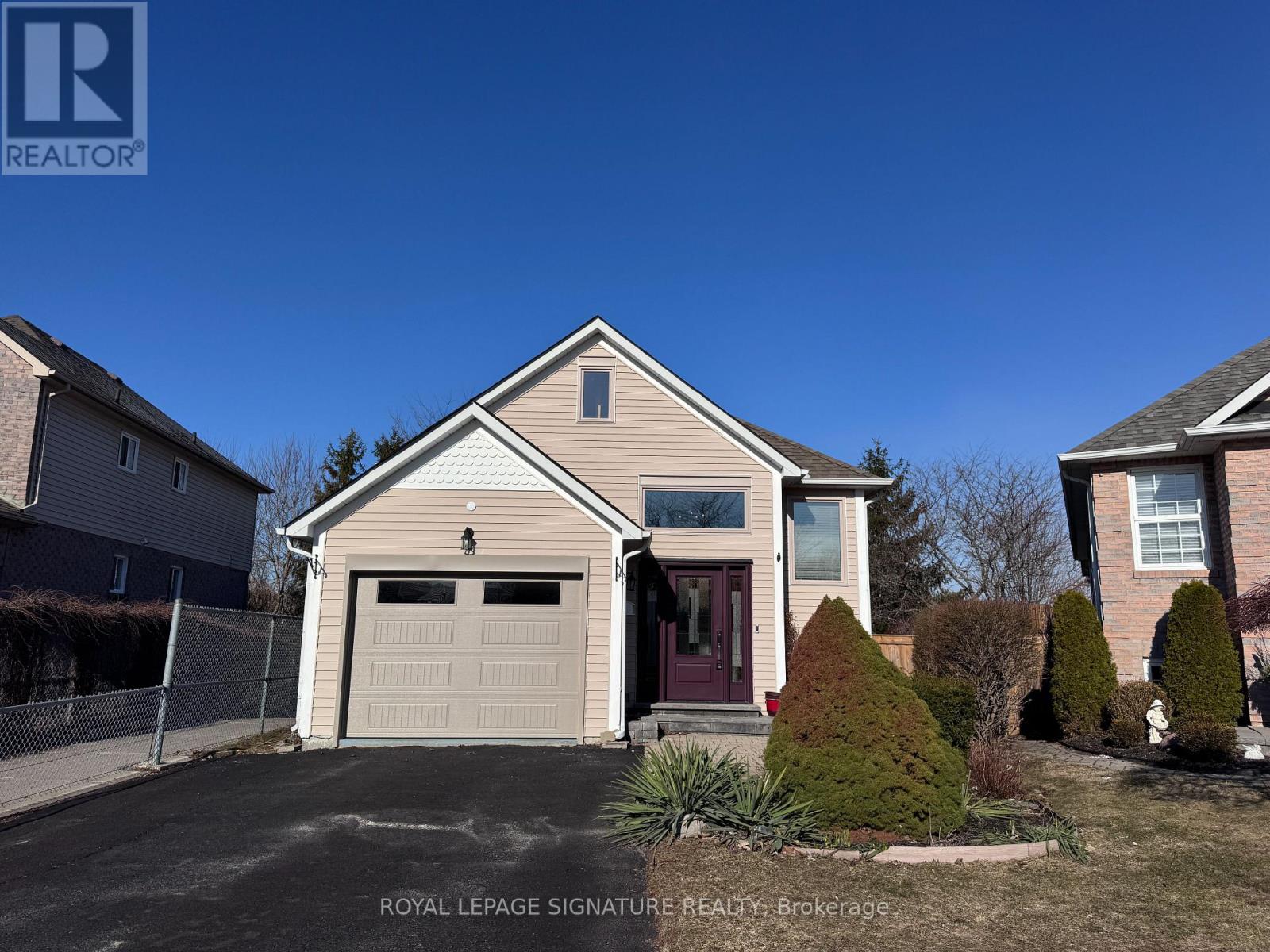 1256 DARTMOOR STREET, Oshawa, Ontario