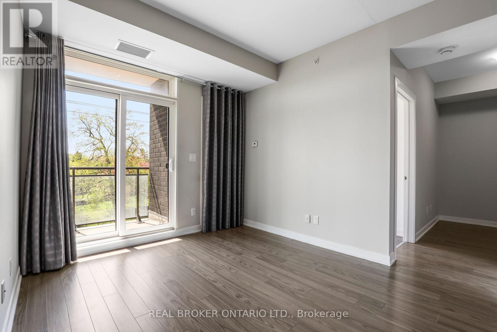 323 - 3560 St Clair Avenue E, Toronto, Ontario  M1K 0A9 - Photo 15 - E13142352