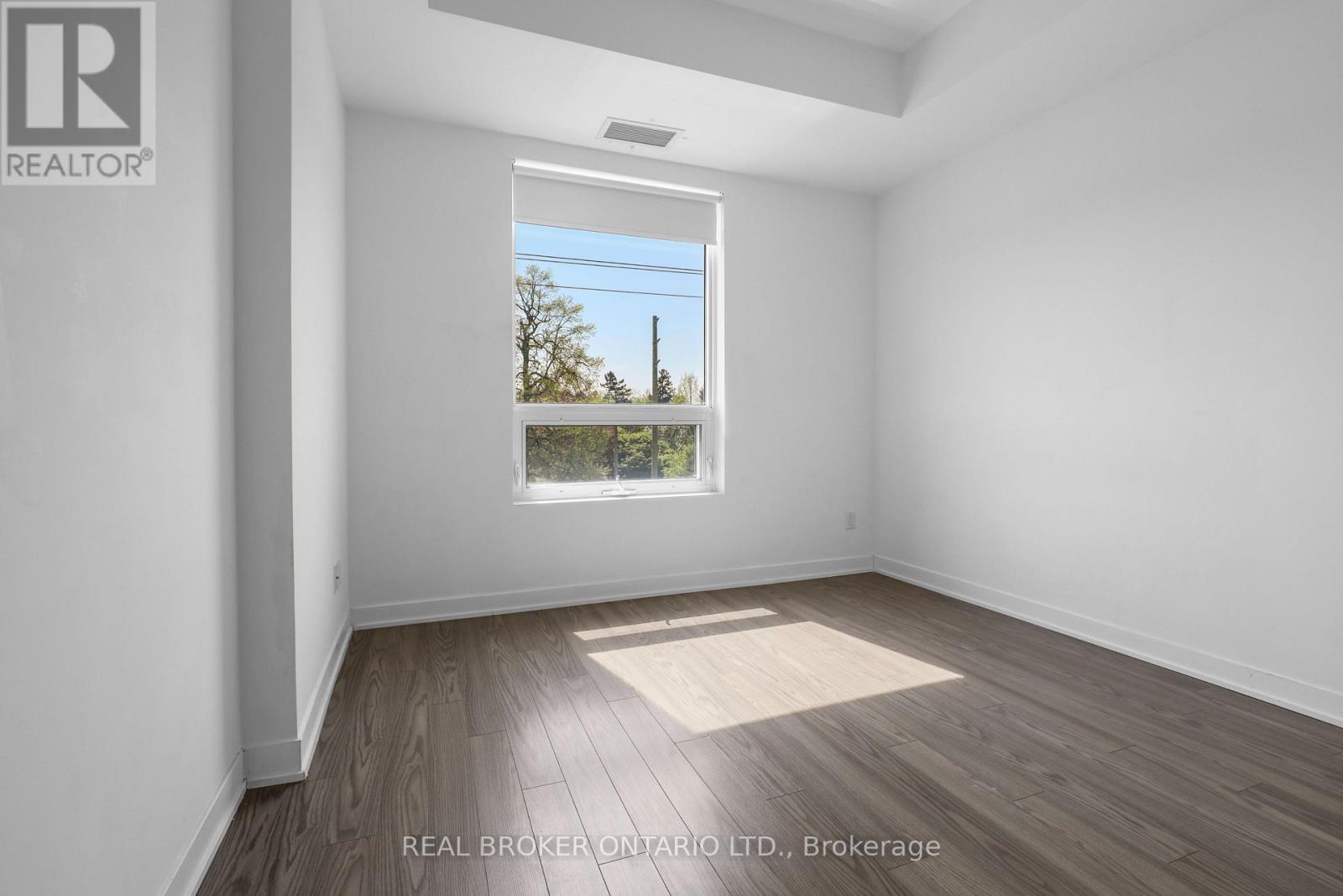 323 - 3560 St Clair Avenue E, Toronto, Ontario  M1K 0A9 - Photo 18 - E13142352