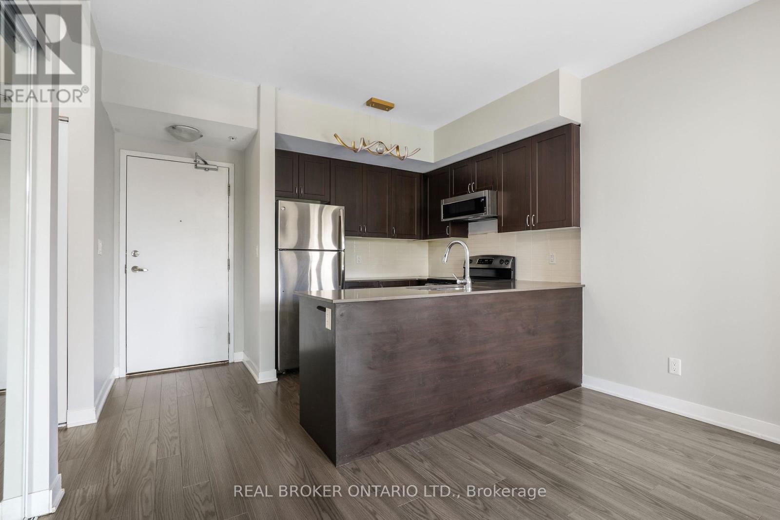323 - 3560 St Clair Avenue E, Toronto, Ontario  M1K 0A9 - Photo 9 - E13142352