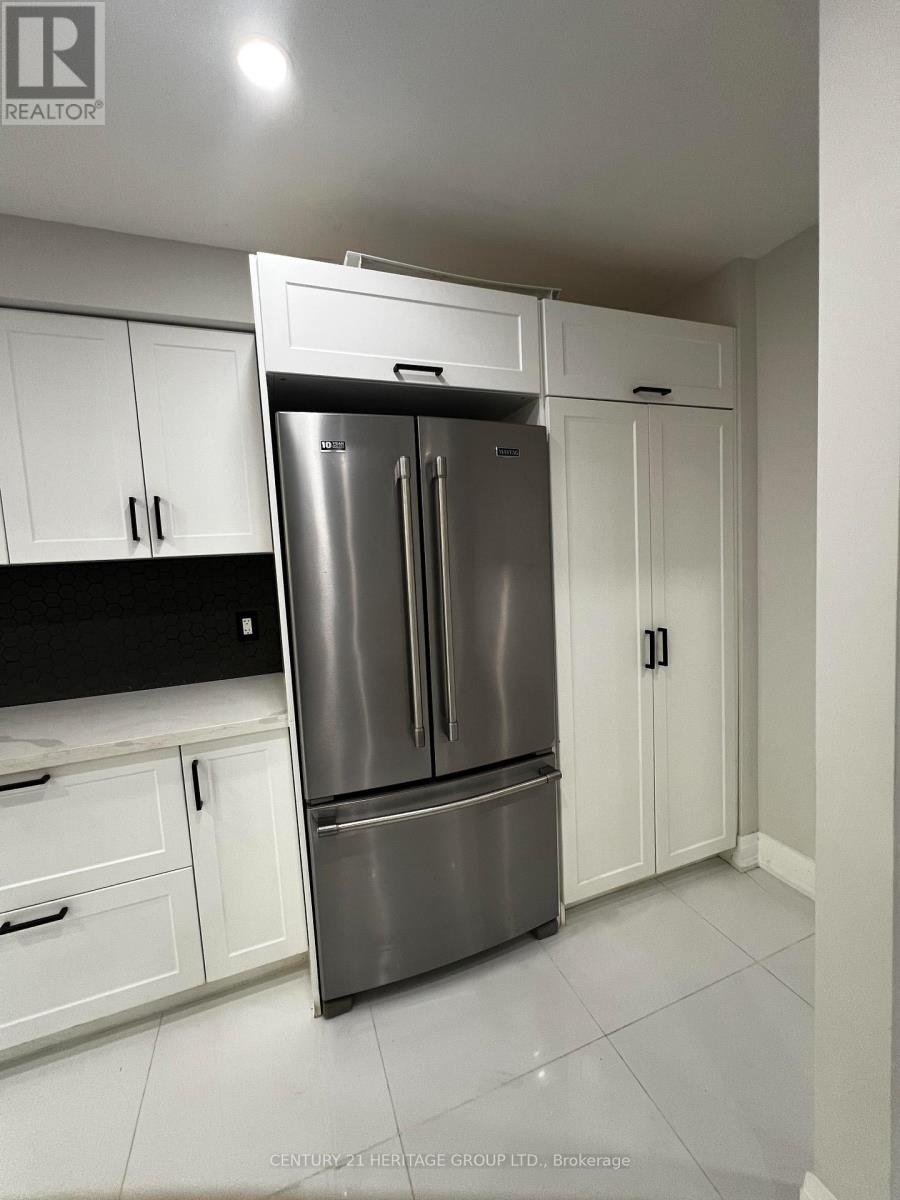 1133 Trowbridge Court, Oshawa, Ontario  L1G 7H1 - Photo 12 - E13142406