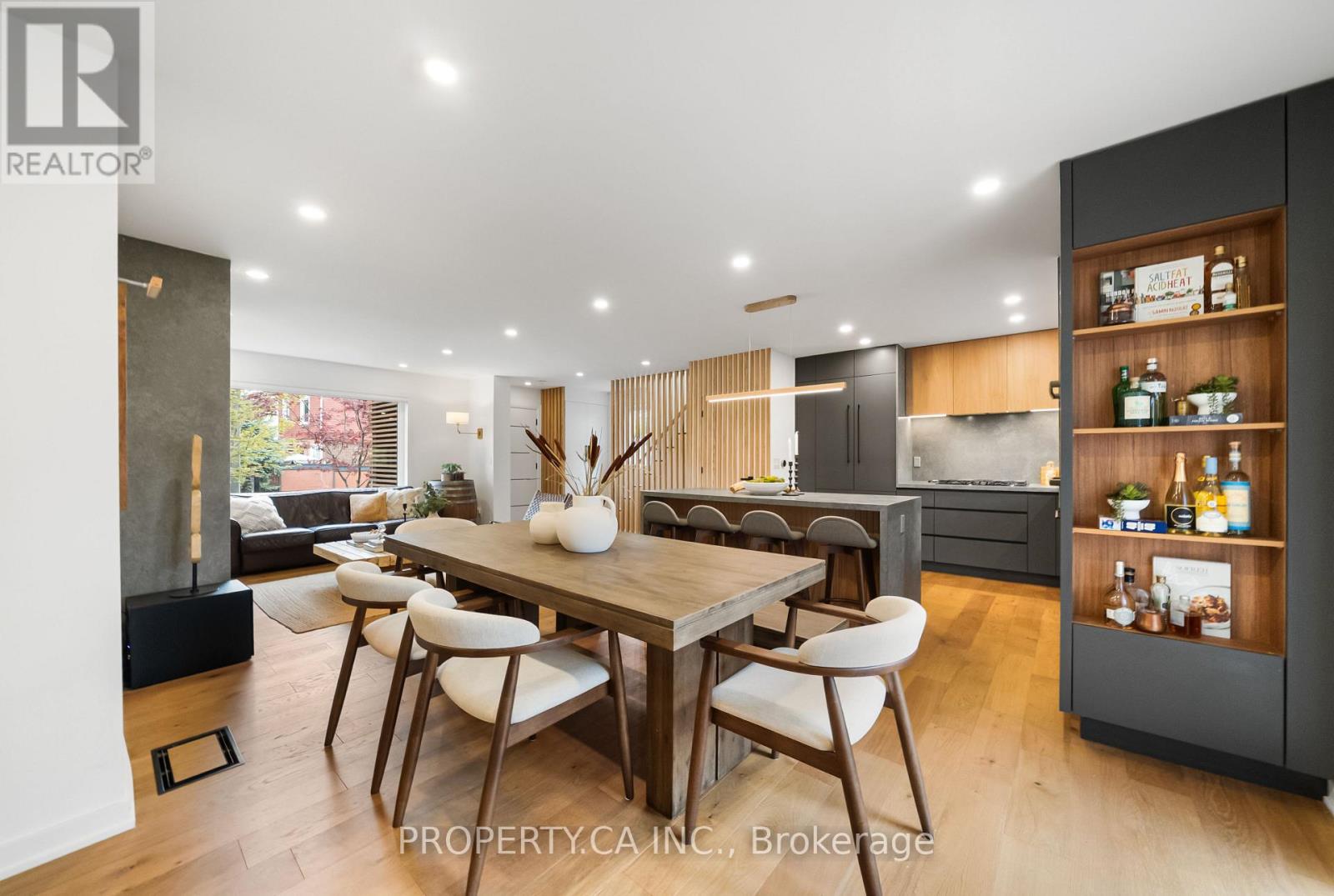 9 Maughan Crescent, Toronto, Ontario  M4L 3E4 - Photo 11 - E13142422