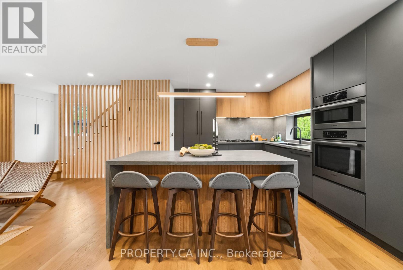 9 Maughan Crescent, Toronto, Ontario  M4L 3E4 - Photo 12 - E13142422