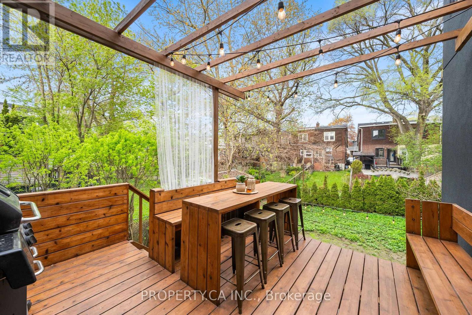 9 Maughan Crescent, Toronto, Ontario  M4L 3E4 - Photo 22 - E13142422