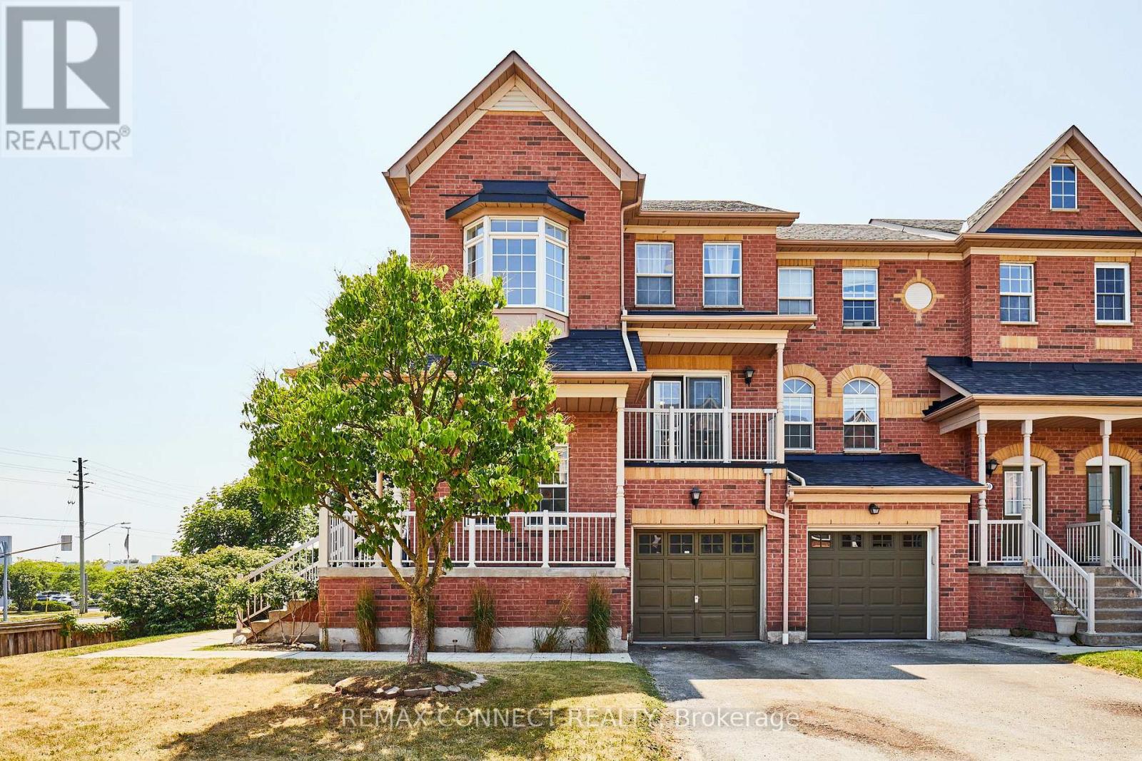 31 - 575 Steeple Hill, Pickering (Woodlands), Ontario  L1V 7E4 - Photo 2 - E13142470