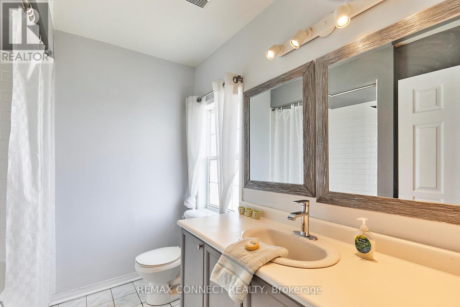 31 - 575 Steeple Hill, Pickering (Woodlands), Ontario  L1V 7E4 - Photo 33 - E13142470