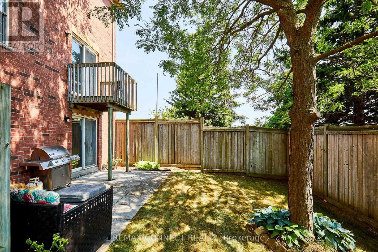 31 - 575 Steeple Hill, Pickering (Woodlands), Ontario  L1V 7E4 - Photo 4 - E13142470