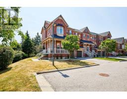 31 - 575 STEEPLE HILL, Pickering, Ontario