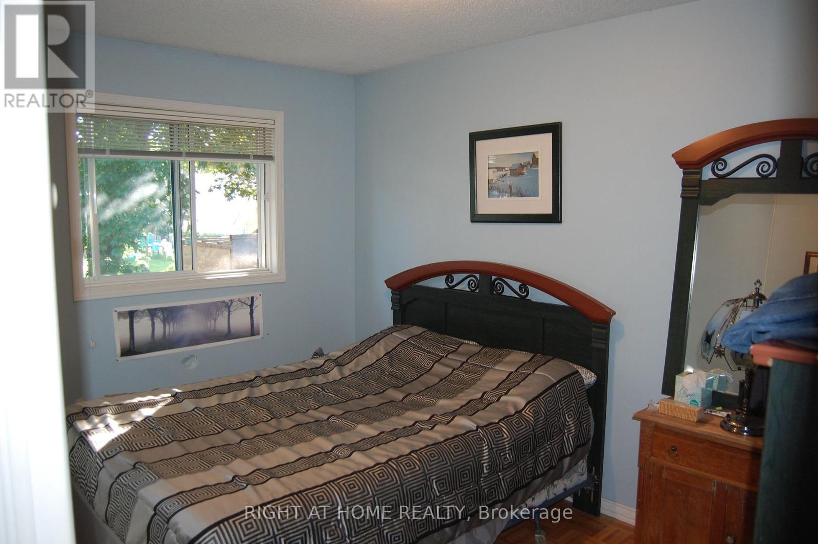 937 Morris Street, Clarence-Rockland, Ontario  K4K 1N1 - Photo 7 - X12577294