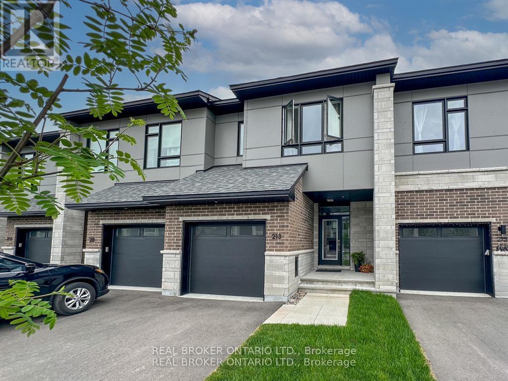 213 Bristol Crescent, North Grenville, Ontario  K0G 1J0 - Photo 2 - X12923266