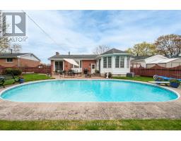 201 CAMBERLEY CRESCENT, Kingston, Ontario