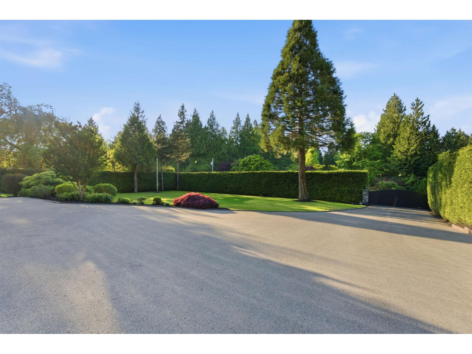 24364 61 Avenue, Langley, British Columbia  V2Y 2G2 - Photo 2 - R3124050