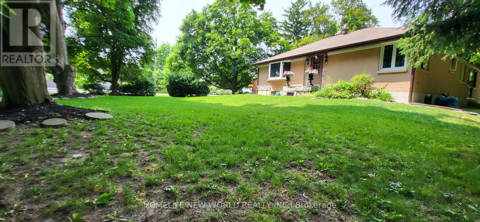 12 Riverview Road S, Markham, Ontario  L3P 1E5 - Photo 9 - N13142164