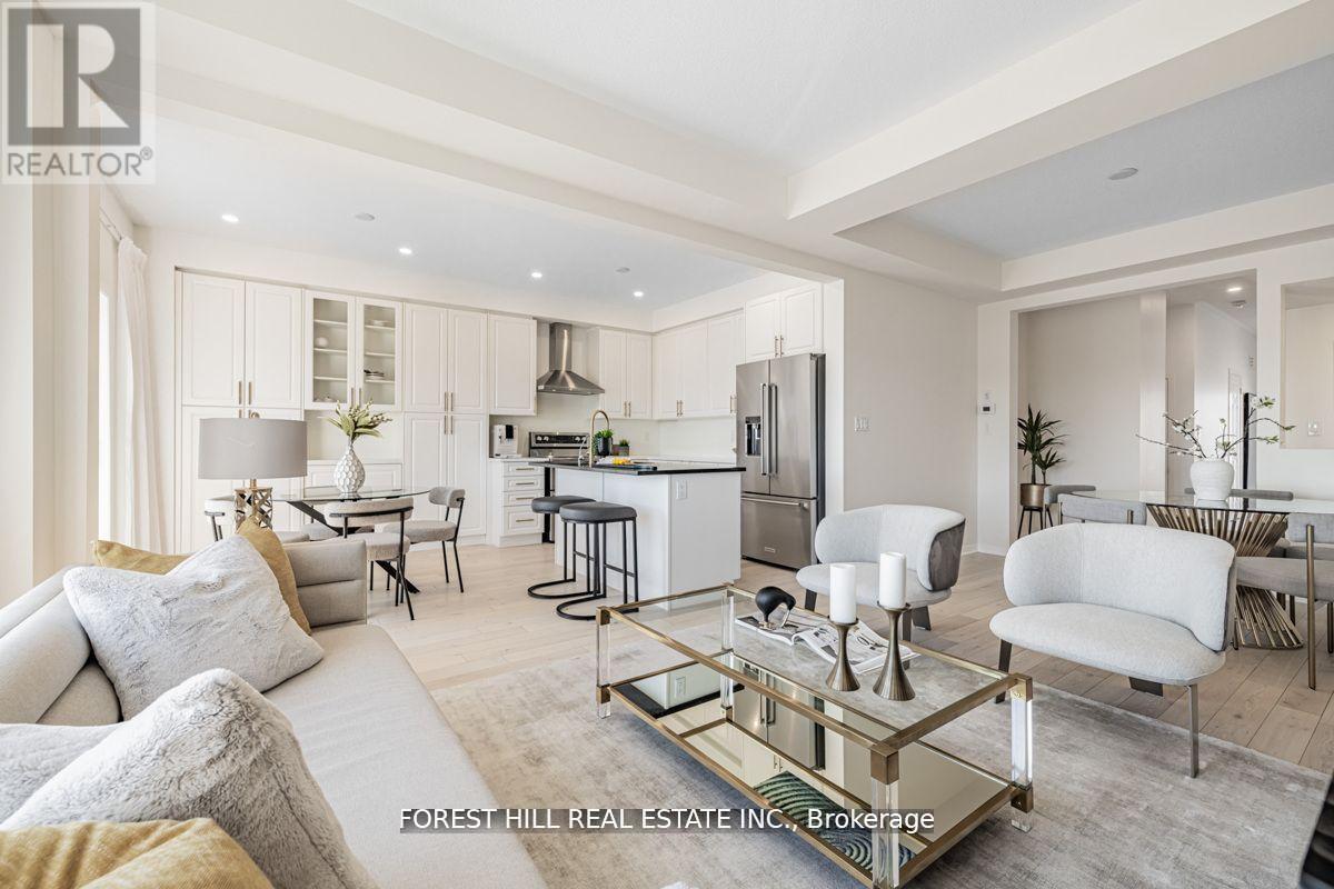 16 HARTNEY DRIVE, Richmond Hill, Ontario