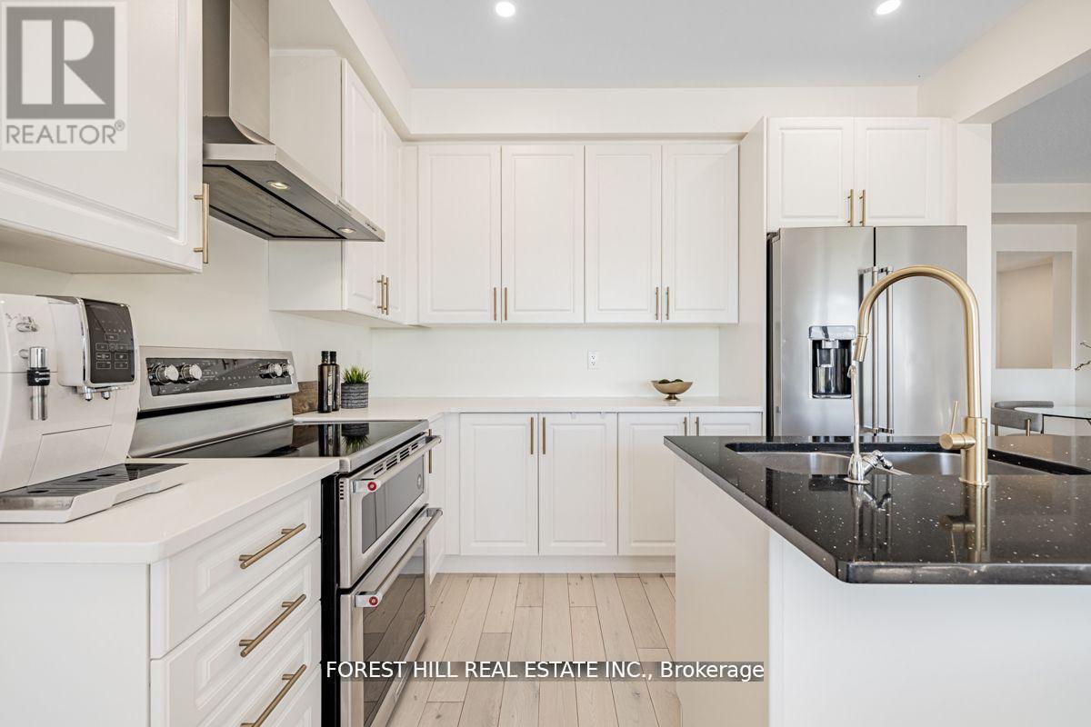 16 Hartney Drive, Richmond Hill, Ontario  L4S 0J8 - Photo 12 - N13142212