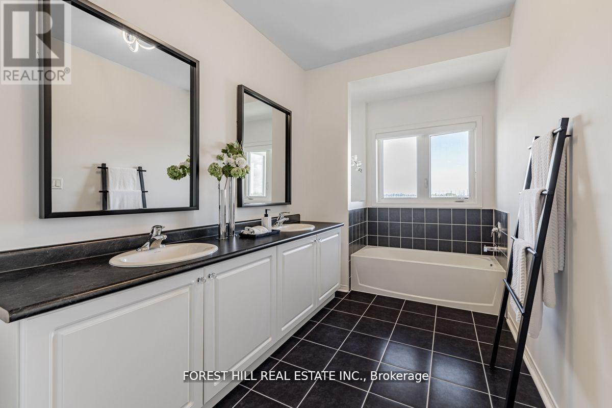 16 Hartney Drive, Richmond Hill, Ontario  L4S 0J8 - Photo 28 - N13142212