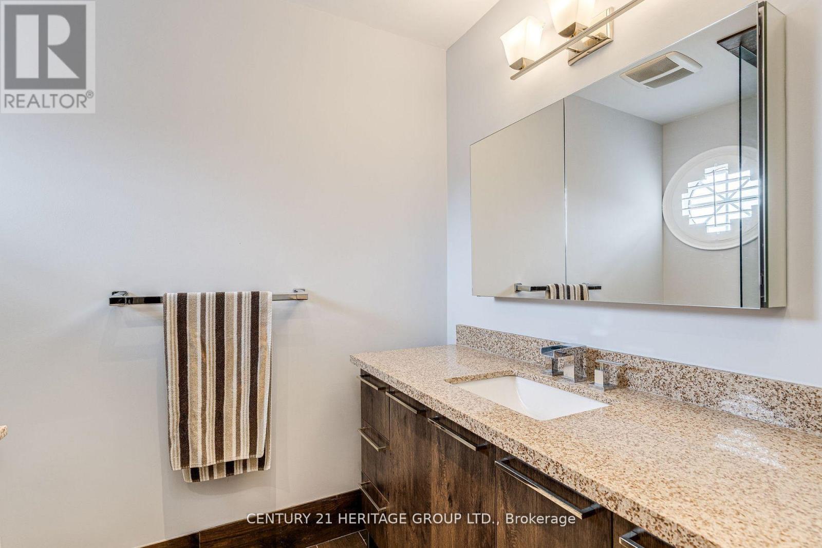 673 Chaleur Place, Newmarket, Ontario  L3X 1L6 - Photo 14 - N13142224
