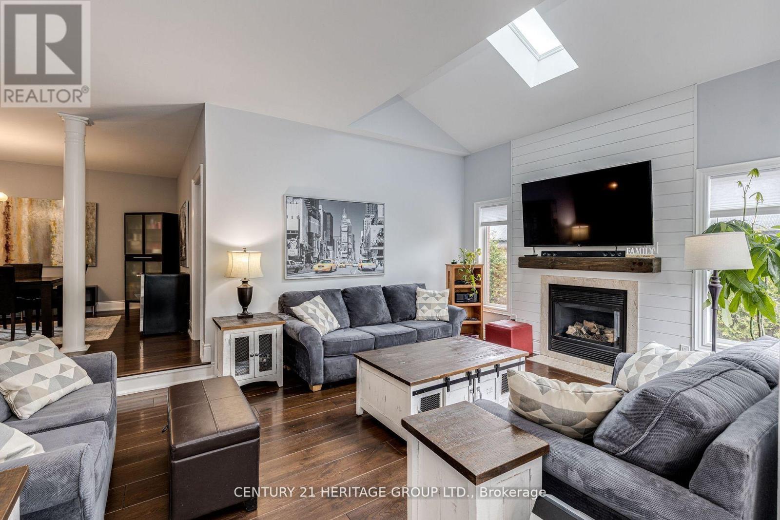 673 Chaleur Place, Newmarket, Ontario  L3X 1L6 - Photo 6 - N13142224