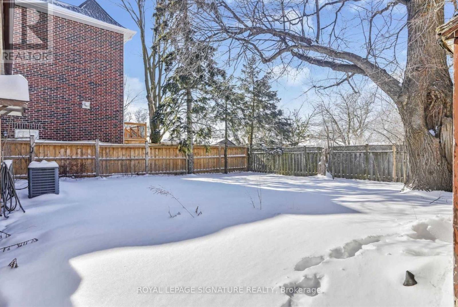 12 Beaverton Road N, Richmond Hill (Crosby), Ontario  L4C 3J7 - Photo 10 - N13142522