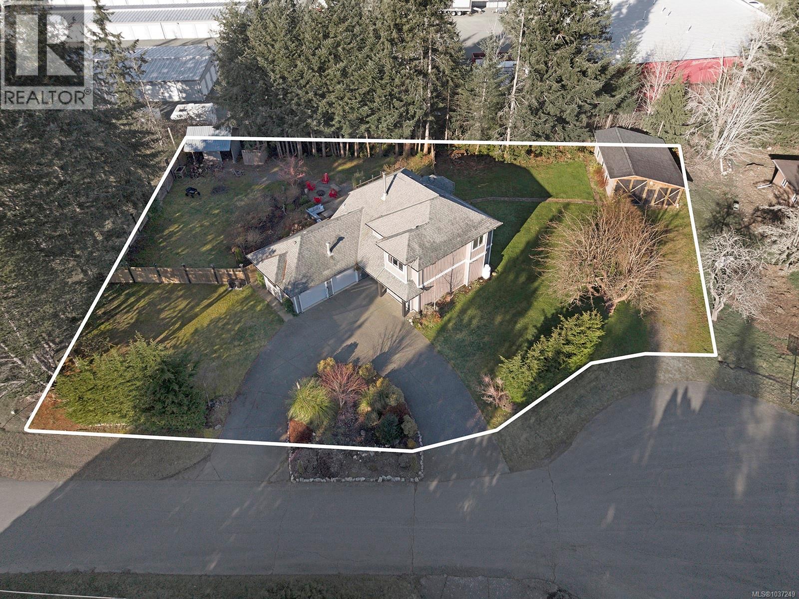 1669 Essex Pl, Comox, British Columbia