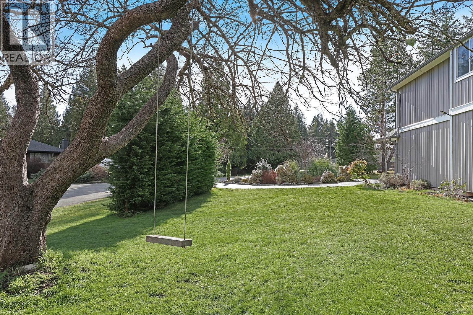 1669 Essex Pl, Comox, British Columbia  V9M 4C6 - Photo 30 - 1037249