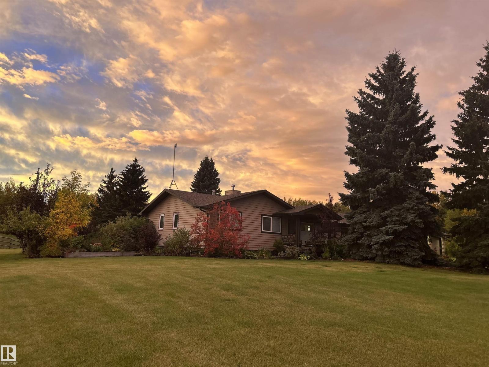 22245 TWP ROAD 512, rural strathcona county, Alberta