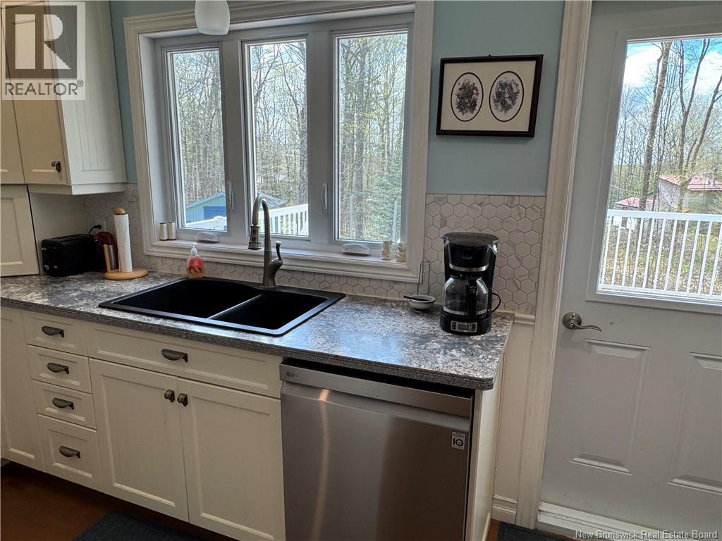 24 Mountain View Crescent, Oakland, New Brunswick  E2L 2V8 - Photo 7 - NB139733
