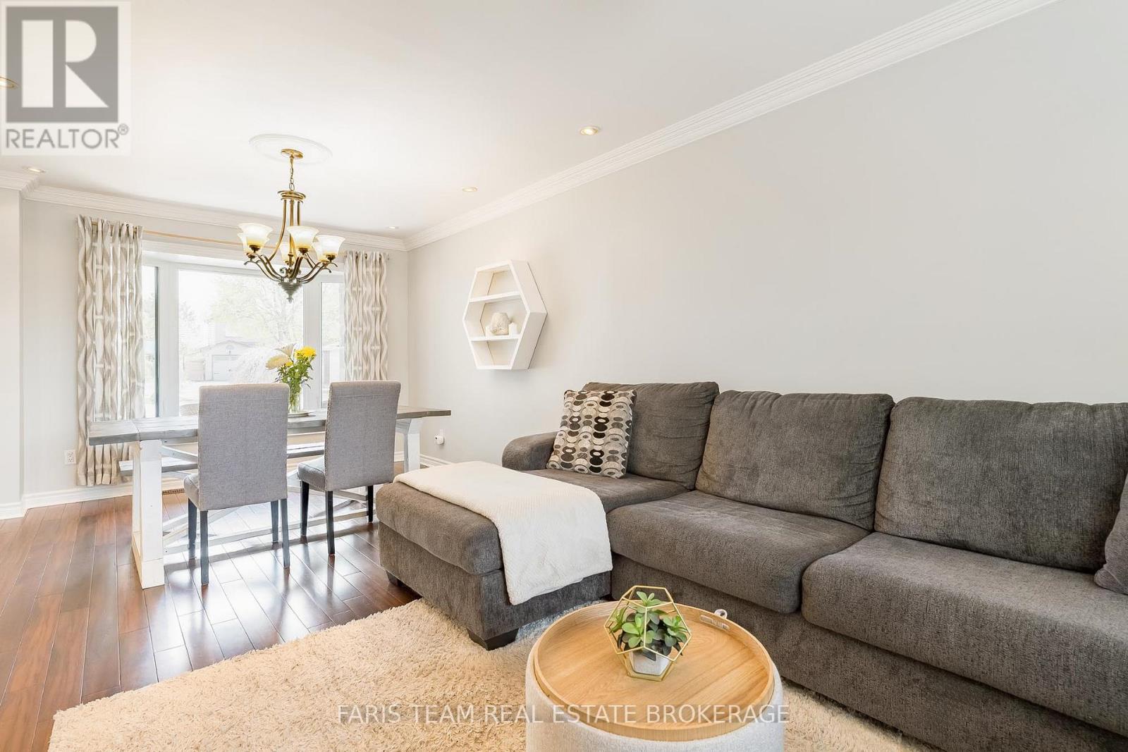 67 Trillium Crescent, Barrie (Allandale Heights), Ontario  L4N 6H6 - Photo 13 - S13142520