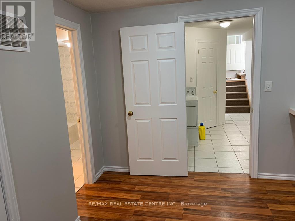 505 Rossellini Drive, Brampton, Ontario  L5W 1M5 - Photo 8 - W13142116
