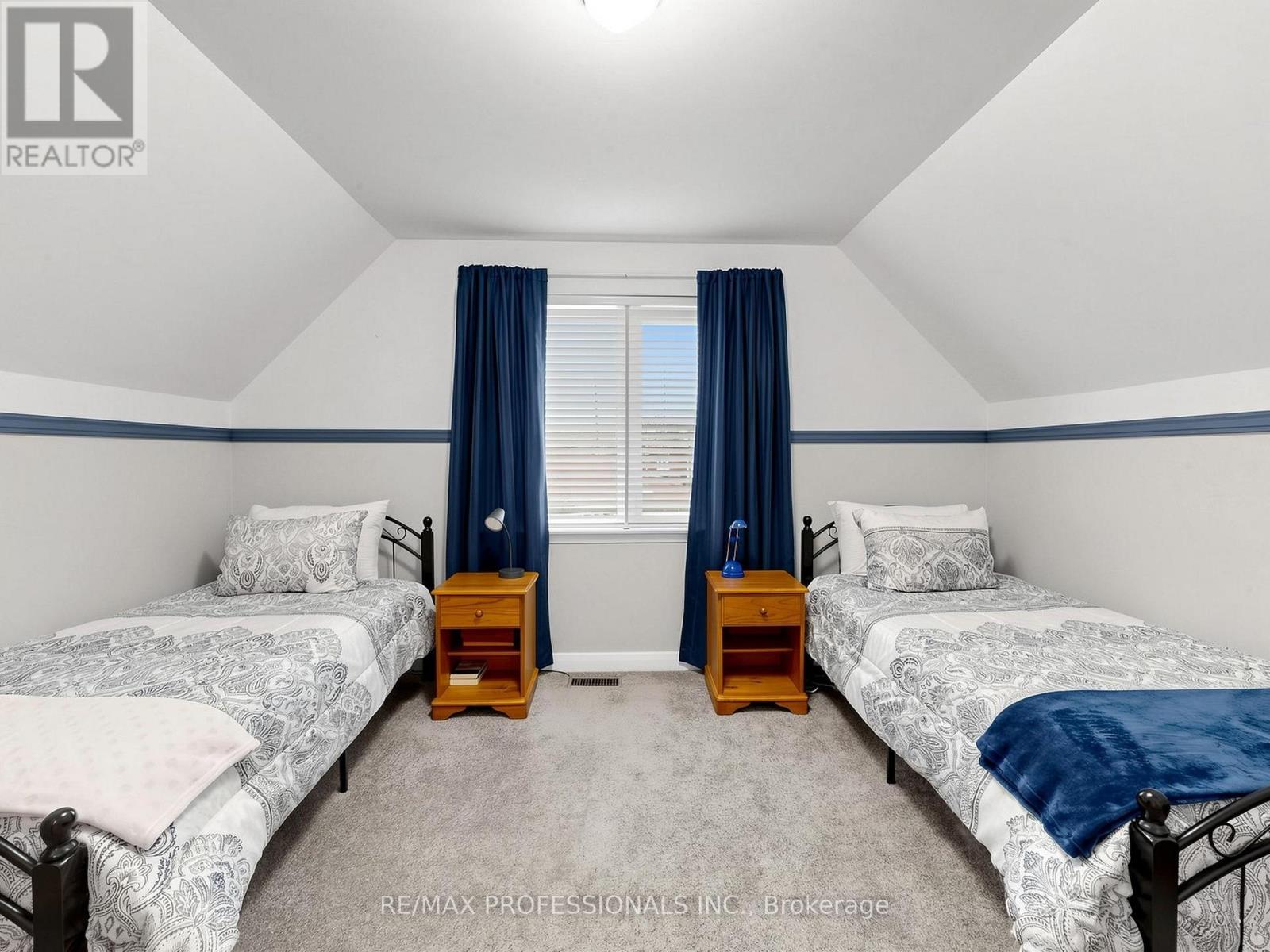 177 Elmhurst Drive, Toronto, Ontario  M9W 2L2 - Photo 16 - W13142142