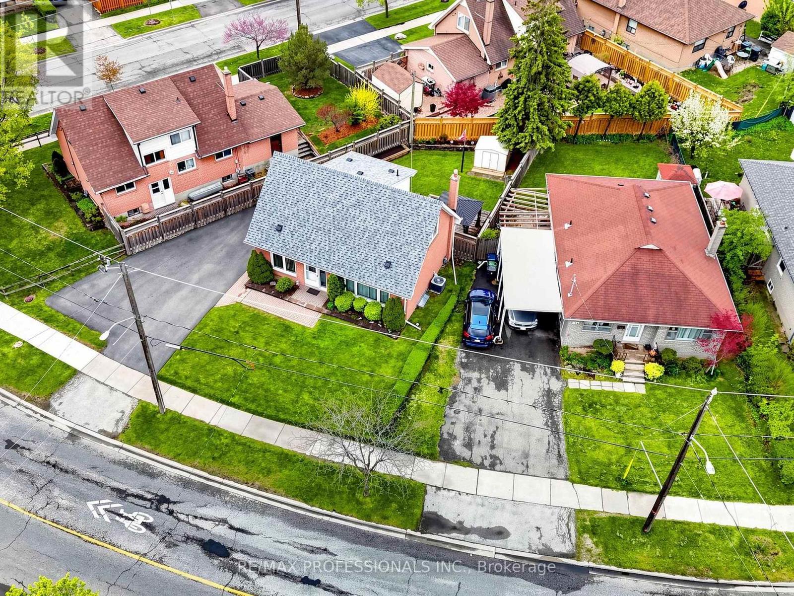 177 Elmhurst Drive, Toronto, Ontario  M9W 2L2 - Photo 32 - W13142142
