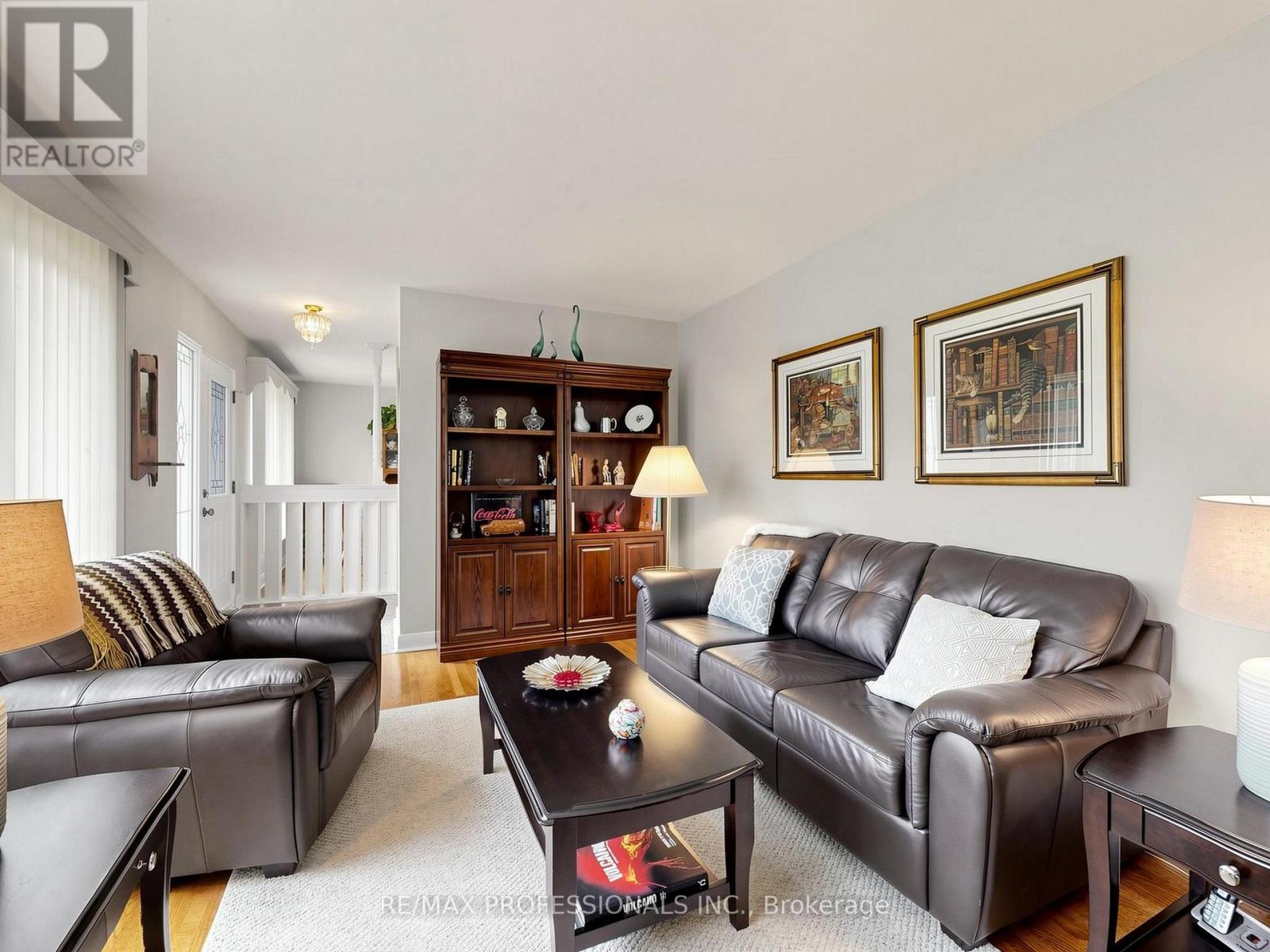177 Elmhurst Drive, Toronto, Ontario  M9W 2L2 - Photo 5 - W13142142