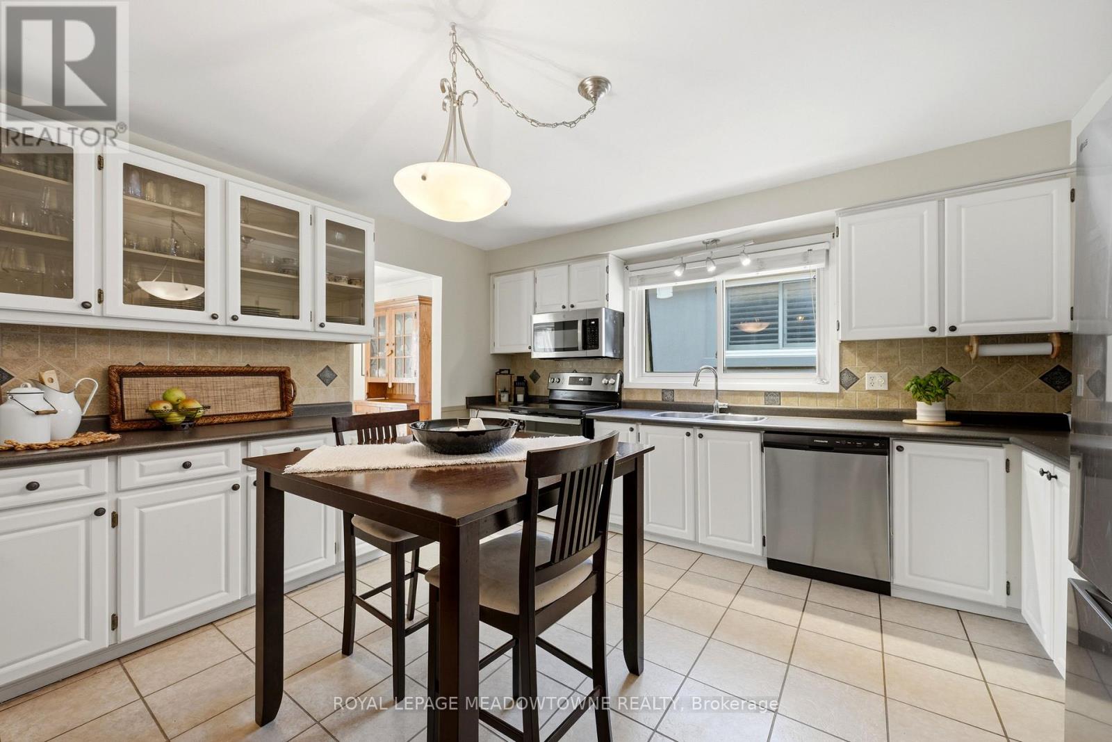 79 Mary Street, Halton Hills, Ontario  L7G 4V9 - Photo 13 - W13142148