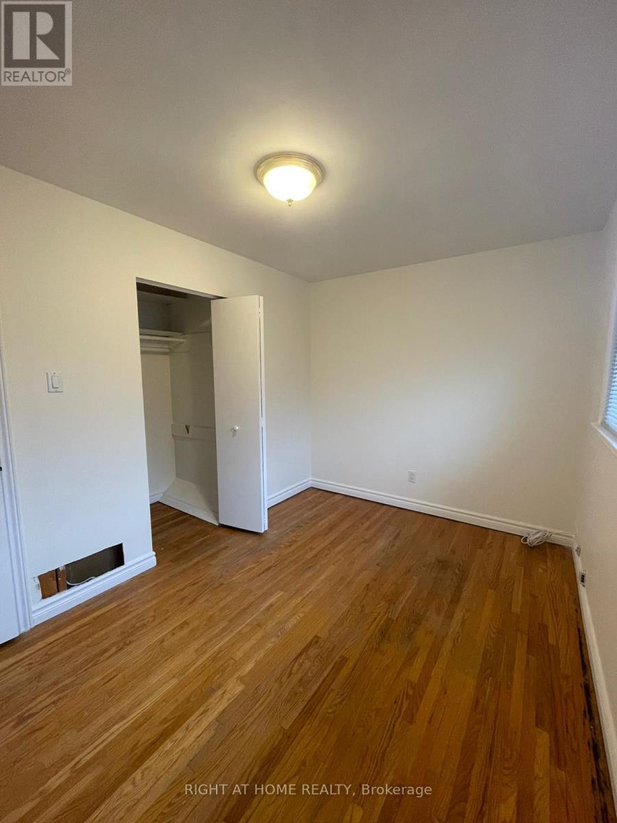Main - 135 Avondale Boulevard, Brampton, Ontario  L6T 1H5 - Photo 5 - W13142220